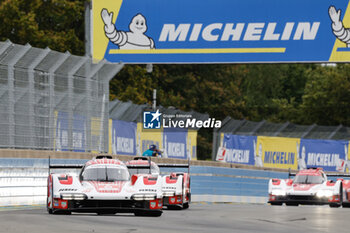 2024-06-15 - 06 ESTRE Kevin (fra), LOTTERER André (ger), VANTHOOR Laurens (bel), Porsche Penske Motorsport, Porsche 963 #06, Hypercar, FIA WEC, action, during the Warm-Up of the 2024 24 Hours of Le Mans, 4th round of the 2024 FIA World Endurance Championship, on the Circuit des 24 Heures du Mans, on June 15, 2024 in Le Mans, France - 24 HEURES DU MANS 2024 - WARM-UP - ENDURANCE - MOTORS