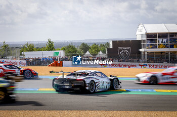 2024-06-15 - 82 SAMANI Charles-Henri (fra), COLLARD Emmanuel (fra), AF Corse, Ferrari 296 GT3, GT3, #82, action during the Road to Le Mans 2024, 3rd round of the 2024 Michelin Le Mans Cup, on the Circuit des 24 Heures du Mans, from June 12 to 15, 2024 in Le Mans, France - AUTO - ROAD TO LE MANS 2024 - ENDURANCE - MOTORS