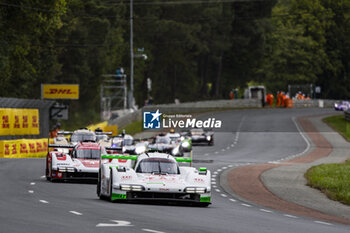 2024-06-15 - 99 TINCKNELL Harry (gbr), JANI Neel (swi), ANDLAUER Julien (fra), Proton Competition, Porsche 963 #99, Hypercar, FIA WEC, action during the 2024 24 Hours of Le Mans, 4th round of the 2024 FIA World Endurance Championship, on the Circuit des 24 Heures du Mans, from June 15 to 16, 2024 in Le Mans, France - 24 HEURES DU MANS 2024 - RACE - ENDURANCE - MOTORS