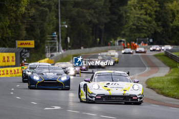 2024-06-15 - 92 MALYKHIN Aliaksandr (kna), STURM Joel (ger), BACHLER Klaus (aut), Manthey Purerxcing, Porsche 911 GT3 R #91, LM GT3, FIA WEC, action during the 2024 24 Hours of Le Mans, 4th round of the 2024 FIA World Endurance Championship, on the Circuit des 24 Heures du Mans, from June 15 to 16, 2024 in Le Mans, France - 24 HEURES DU MANS 2024 - RACE - ENDURANCE - MOTORS