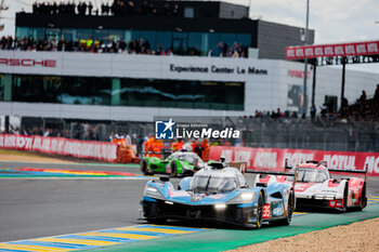 2024-06-15 - 35 MILESI Charles (fra), HABSBURG-Lothringen Ferdinand (aut), CHATIN Paul-Loup (fra), Alpine Endurance Team #35, Alpine A424, Hypercar, FIA WEC, action during the 2024 24 Hours of Le Mans, 4th round of the 2024 FIA World Endurance Championship, on the Circuit des 24 Heures du Mans, from June 15 to 16, 2024 in Le Mans, France - 24 HEURES DU MANS 2024 - RACE - ENDURANCE - MOTORS