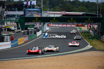 2024-06-15 - 311 DERANI Luis Felipe (bra), AITKEN Jack (gbr), DRUGOVICH Felipe (bra), Whelen Cadillac Racing, Cadillac V-Series.R #311, Hypercar, action during the 2024 24 Hours of Le Mans, 4th round of the 2024 FIA World Endurance Championship, on the Circuit des 24 Heures du Mans, from June 15 to 16, 2024 in Le Mans, France - 24 HEURES DU MANS 2024 - RACE - ENDURANCE - MOTORS