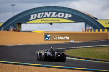 2024-06-15 - 03 BOURDAIS Sébastien (fra), VAN DER ZANDE Renger (ned), DIXON Scott (nzl), Cadillac Racing, Cadillac V-Series.R #03, Hypercar, action during the 2024 24 Hours of Le Mans, 4th round of the 2024 FIA World Endurance Championship, on the Circuit des 24 Heures du Mans, from June 15 to 16, 2024 in Le Mans, France - 24 HEURES DU MANS 2024 - RACE - ENDURANCE - MOTORS