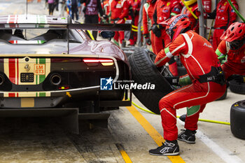 2024-06-15 - 155 LAURSEN Johnny (dnk), LAURSEN Conrad (dnk), TAYLOR Jordan (usa), Spirit of Race, Ferrari 296 LMGT3 #155, LM GT3, pit stop during the 2024 24 Hours of Le Mans, 4th round of the 2024 FIA World Endurance Championship, on the Circuit des 24 Heures du Mans, from June 15 to 16, 2024 in Le Mans, France - 24 HEURES DU MANS 2024 - RACE - ENDURANCE - MOTORS