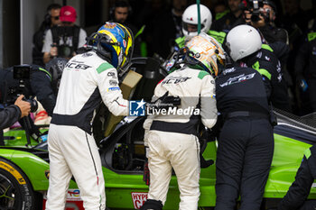 2024-06-15 - GROSJEAN Romain (fra), Lamborghini Iron Lynx, Lamborghini SC63 #19, Hypercar, CALDARELLI Andrea (ita), Lamborghini Iron Lynx, Lamborghini SC63 #19, Hypercar, portrait during the 2024 24 Hours of Le Mans, 4th round of the 2024 FIA World Endurance Championship, on the Circuit des 24 Heures du Mans, from June 15 to 16, 2024 in Le Mans, France - 24 HEURES DU MANS 2024 - RACE - ENDURANCE - MOTORS