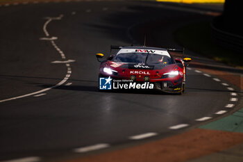 2024-06-15 - 66 PETROBELLI Giacomo (ita), TEN VOORDE Larry (nld), YOLUC Salih (tur), JMW Motorsport, Ferrari 296 LMGT3 #66, LM GT3, action during the 2024 24 Hours of Le Mans, 4th round of the 2024 FIA World Endurance Championship, on the Circuit des 24 Heures du Mans, from June 15 to 16, 2024 in Le Mans, France - 24 HEURES DU MANS 2024 - RACE - ENDURANCE - MOTORS