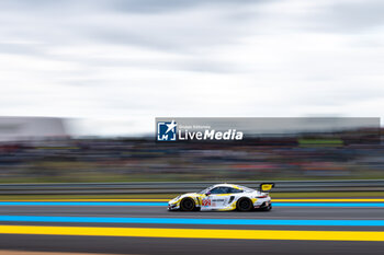 2024-06-15 - 92 MALYKHIN Aliaksandr (kna), STURM Joel (ger), BACHLER Klaus (aut), Manthey Purerxcing, Porsche 911 GT3 R #91, LM GT3, FIA WEC, action during the 2024 24 Hours of Le Mans, 4th round of the 2024 FIA World Endurance Championship, on the Circuit des 24 Heures du Mans, from June 15 to 16, 2024 in Le Mans, France - 24 HEURES DU MANS 2024 - RACE - ENDURANCE - MOTORS