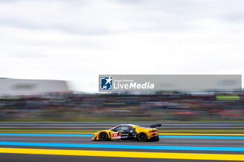 2024-06-15 - 81 EASTWOOD Charlie (irl), ANDRADE Rui (ang), VAN ROMPUY Tom (bel), TF Sport, Corvette Z06 GT3.R #81, LM GT3, FIA WEC, action during the 2024 24 Hours of Le Mans, 4th round of the 2024 FIA World Endurance Championship, on the Circuit des 24 Heures du Mans, from June 15 to 16, 2024 in Le Mans, France - 24 HEURES DU MANS 2024 - RACE - ENDURANCE - MOTORS