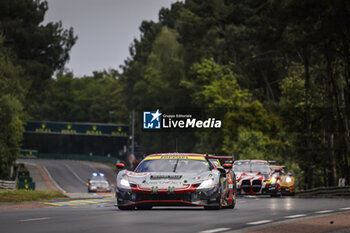 2024-06-15 - 54 FLOHR Thomas (swi), CASTELLACCI Francesco (ita), RIGON Davide (ita), Vista AF Corse, Ferrari 296 GT3 #54, LM GT3, FIA WEC, action during the 2024 24 Hours of Le Mans, 4th round of the 2024 FIA World Endurance Championship, on the Circuit des 24 Heures du Mans, from June 15 to 16, 2024 in Le Mans, France - 24 HEURES DU MANS 2024 - RACE - ENDURANCE - MOTORS