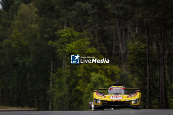 2024-06-15 - 83 KUBICA Robert (pol), SHWARTZMAN Robert (isr), YE Yifei (chn), AF Corse, Ferrari 499P #83, Hypercar, FIA WEC, action during the 2024 24 Hours of Le Mans, 4th round of the 2024 FIA World Endurance Championship, on the Circuit des 24 Heures du Mans, from June 15 to 16, 2024 in Le Mans, France - 24 HEURES DU MANS 2024 - RACE - ENDURANCE - MOTORS