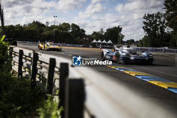 2024-06-15 - 35 MILESI Charles (fra), HABSBURG-Lothringen Ferdinand (aut), CHATIN Paul-Loup (fra), Alpine Endurance Team #35, Alpine A424, Hypercar, FIA WEC, action during the 2024 24 Hours of Le Mans, 4th round of the 2024 FIA World Endurance Championship, on the Circuit des 24 Heures du Mans, from June 15 to 16, 2024 in Le Mans, France - 24 HEURES DU MANS 2024 - RACE - ENDURANCE - MOTORS