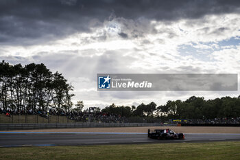 2024-06-15 - 23 KEATING Ben (usa), ALBUQUERQUE Filipe (prt), HANLEY Ben (gbr), United Autosports USA, Oreca 07 - Gibson #23 PRO/AM, LMP2, action during the 2024 24 Hours of Le Mans, 4th round of the 2024 FIA World Endurance Championship, on the Circuit des 24 Heures du Mans, from June 15 to 16, 2024 in Le Mans, France - 24 HEURES DU MANS 2024 - RACE - ENDURANCE - MOTORS