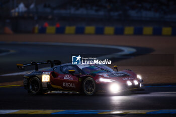 2024-06-15 - 66 PETROBELLI Giacomo (ita), TEN VOORDE Larry (nld), YOLUC Salih (tur), JMW Motorsport, Ferrari 296 LMGT3 #66, LM GT3, action during the 2024 24 Hours of Le Mans, 4th round of the 2024 FIA World Endurance Championship, on the Circuit des 24 Heures du Mans, from June 15 to 16, 2024 in Le Mans, France - 24 HEURES DU MANS 2024 - RACE - ENDURANCE - MOTORS