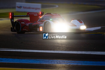 2024-06-15 - 04 JAMINET Mathieu (fra), NASR Felipe (bra), TANDY Nick (gbr), Porsche Penske Motorsport, Porsche 963 #04, Hypercar, action during the 2024 24 Hours of Le Mans, 4th round of the 2024 FIA World Endurance Championship, on the Circuit des 24 Heures du Mans, from June 15 to 16, 2024 in Le Mans, France - 24 HEURES DU MANS 2024 - RACE - ENDURANCE - MOTORS