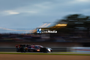 2024-06-15 - 20 VAN DER LINDE Sheldon (zaf), FRIJNS Robin (nld), RAST René (ger), BMW M Team WRT, BMW Hybrid V8 #20, Hypercar, FIA WEC, action during the 2024 24 Hours of Le Mans, 4th round of the 2024 FIA World Endurance Championship, on the Circuit des 24 Heures du Mans, from June 15 to 16, 2024 in Le Mans, France - 24 HEURES DU MANS 2024 - RACE - ENDURANCE - MOTORS