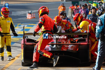 2024-06-15 - 50 FUOCO Antonio (ita), MOLINA Miguel (spa), NIELSEN Nicklas (dnk), Ferrari AF Corse, Ferrari 499P #50, Hypercar, FIA WEC, pitstop, arrêt aux stands, during the 2024 24 Hours of Le Mans, 4th round of the 2024 FIA World Endurance Championship, on the Circuit des 24 Heures du Mans, from June 15 to 16, 2024 in Le Mans, France - 24 HEURES DU MANS 2024 - RACE - ENDURANCE - MOTORS