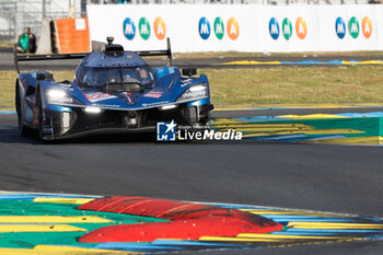 2024-06-15 - 35 MILESI Charles (fra), HABSBURG-Lothringen Ferdinand (aut), CHATIN Paul-Loup (fra), Alpine Endurance Team #35, Alpine A424, Hypercar, FIA WEC, action during the 2024 24 Hours of Le Mans, 4th round of the 2024 FIA World Endurance Championship, on the Circuit des 24 Heures du Mans, from June 15 to 16, 2024 in Le Mans, France - 24 HEURES DU MANS 2024 - RACE - ENDURANCE - MOTORS