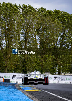 2024-06-15 - 93 VERGNE Jean-Eric (fra), JENSEN Mikkel (dnk), MULLER Nico (swi), Peugeot TotalEnergies, Peugeot 9x8 #93, Hypercar, FIA WEC, action during the 2024 24 Hours of Le Mans, 4th round of the 2024 FIA World Endurance Championship, on the Circuit des 24 Heures du Mans, from June 15 to 16, 2024 in Le Mans, France - 24 HEURES DU MANS 2024 - RACE - ENDURANCE - MOTORS