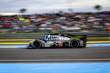 2024-06-15 - 93 VERGNE Jean-Eric (fra), JENSEN Mikkel (dnk), MULLER Nico (swi), Peugeot TotalEnergies, Peugeot 9x8 #93, Hypercar, FIA WEC, action during the 2024 24 Hours of Le Mans, 4th round of the 2024 FIA World Endurance Championship, on the Circuit des 24 Heures du Mans, from June 15 to 16, 2024 in Le Mans, France - 24 HEURES DU MANS 2024 - RACE - ENDURANCE - MOTORS