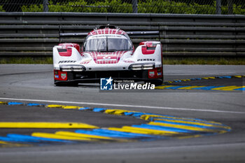 2024-06-15 - 06 ESTRE Kevin (fra), LOTTERER André (ger), VANTHOOR Laurens (bel), Porsche Penske Motorsport, Porsche 963 #06, Hypercar, FIA WEC, action during the 2024 24 Hours of Le Mans, 4th round of the 2024 FIA World Endurance Championship, on the Circuit des 24 Heures du Mans, from June 15 to 16, 2024 in Le Mans, France - 24 HEURES DU MANS 2024 - RACE - ENDURANCE - MOTORS