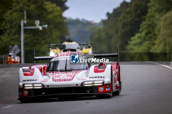 2024-06-15 - 06 ESTRE Kevin (fra), LOTTERER André (ger), VANTHOOR Laurens (bel), Porsche Penske Motorsport, Porsche 963 #06, Hypercar, FIA WEC, action during the 2024 24 Hours of Le Mans, 4th round of the 2024 FIA World Endurance Championship, on the Circuit des 24 Heures du Mans, from June 15 to 16, 2024 in Le Mans, France - 24 HEURES DU MANS 2024 - RACE - ENDURANCE - MOTORS