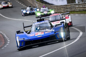 2024-06-15 - 02 BAMBER Earl (nzl), LYNN Alex (gbr), PALOU Alex (spa), Cadillac Racing, Cadillac V-Series.R #02, Hypercar, FIA WEC, action during the 2024 24 Hours of Le Mans, 4th round of the 2024 FIA World Endurance Championship, on the Circuit des 24 Heures du Mans, from June 15 to 16, 2024 in Le Mans, France - 24 HEURES DU MANS 2024 - RACE - ENDURANCE - MOTORS