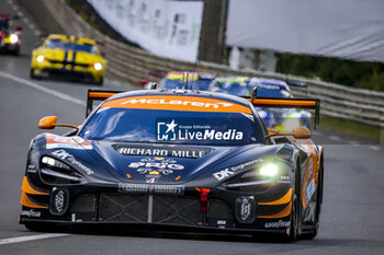 2024-06-15 - 59 SAUCY Grégoire (swi), COTTINGHAM James (gbr), COSTA Nicolas (bra), United Autosports, McLaren 720S GT3 Evo #59, LM GT3, FIA WEC, action during the 2024 24 Hours of Le Mans, 4th round of the 2024 FIA World Endurance Championship, on the Circuit des 24 Heures du Mans, from June 15 to 16, 2024 in Le Mans, France - 24 HEURES DU MANS 2024 - RACE - ENDURANCE - MOTORS