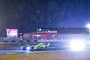 2024-06-15 - 63 BORTOLOTTI Mirko (ita), MORTARA Edoardo (ita), KVYAT Daniil, Lamborghini Iron Lynx, Lamborghini SC63 #63, Hypercar, FIA WEC, action during the 2024 24 Hours of Le Mans, 4th round of the 2024 FIA World Endurance Championship, on the Circuit des 24 Heures du Mans, from June 15 to 16, 2024 in Le Mans, France - 24 HEURES DU MANS 2024 - RACE - ENDURANCE - MOTORS