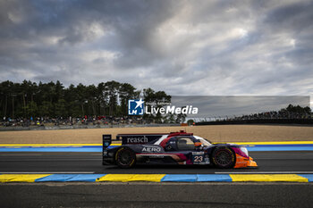 2024-06-15 - 23 KEATING Ben (usa), ALBUQUERQUE Filipe (prt), HANLEY Ben (gbr), United Autosports USA, Oreca 07 - Gibson #23 PRO/AM, LMP2, action during the 2024 24 Hours of Le Mans, 4th round of the 2024 FIA World Endurance Championship, on the Circuit des 24 Heures du Mans, from June 15 to 16, 2024 in Le Mans, France - 24 HEURES DU MANS 2024 - RACE - ENDURANCE - MOTORS