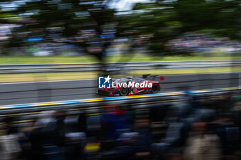 2024-06-15 - 70 IRIBE Brendan (usa), MILLROY Ollie (gar), SCHANDORFF Frederik (dnk), Inception Racing, McLaren 720S LMGT3 Evo, LM GT3, action during the 2024 24 Hours of Le Mans, 4th round of the 2024 FIA World Endurance Championship, on the Circuit des 24 Heures du Mans, from June 15 to 16, 2024 in Le Mans, France - 24 HEURES DU MANS 2024 - RACE - ENDURANCE - MOTORS