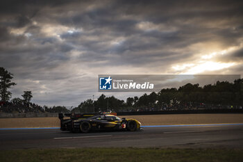 2024-06-15 - 03 BOURDAIS Sébastien (fra), VAN DER ZANDE Renger (ned), DIXON Scott (nzl), Cadillac Racing, Cadillac V-Series.R #03, Hypercar, action during the 2024 24 Hours of Le Mans, 4th round of the 2024 FIA World Endurance Championship, on the Circuit des 24 Heures du Mans, from June 15 to 16, 2024 in Le Mans, France - 24 HEURES DU MANS 2024 - RACE - ENDURANCE - MOTORS