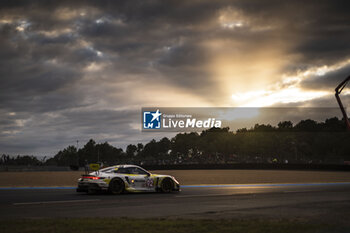 2024-06-15 - 92 MALYKHIN Aliaksandr (kna), STURM Joel (ger), BACHLER Klaus (aut), Manthey Purerxcing, Porsche 911 GT3 R #91, LM GT3, FIA WEC, action during the 2024 24 Hours of Le Mans, 4th round of the 2024 FIA World Endurance Championship, on the Circuit des 24 Heures du Mans, from June 15 to 16, 2024 in Le Mans, France - 24 HEURES DU MANS 2024 - RACE - ENDURANCE - MOTORS