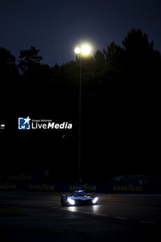 2024-06-15 - 15 VANTHOOR Dries (bel), MARCIELLO Raffaele (swi), WITTMANN Marco (ger), BMW M Team WRT, BMW Hybrid V8 #15, Hypercar, FIA WEC, action during the 2024 24 Hours of Le Mans, 4th round of the 2024 FIA World Endurance Championship, on the Circuit des 24 Heures du Mans, from June 15 to 16, 2024 in Le Mans, France - 24 HEURES DU MANS 2024 - RACE - ENDURANCE - MOTORS