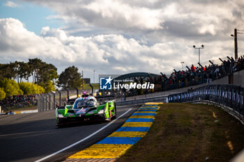 2024-06-15 - 63 BORTOLOTTI Mirko (ita), CALDARELLI Andrea (ita), KVYAT Daniil, Lamborghini Iron Lynx, Lamborghini SC63 #63, Hypercar, FIA WEC, action during the 2024 24 Hours of Le Mans, 4th round of the 2024 FIA World Endurance Championship, on the Circuit des 24 Heures du Mans, from June 15 to 16, 2024 in Le Mans, France - 24 HEURES DU MANS 2024 - RACE - ENDURANCE - MOTORS