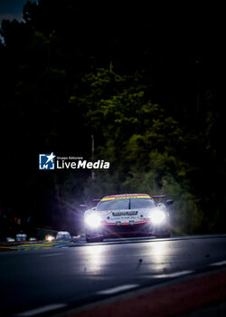 2024-06-15 - 55 HERIAU François (fra), MANN Simon (usa), ROVERA Alessio (ita), Vista AF Corse, Ferrari 296 GT3 #55, LM GT3, FIA WEC, action during the 2024 24 Hours of Le Mans, 4th round of the 2024 FIA World Endurance Championship, on the Circuit des 24 Heures du Mans, from June 15 to 16, 2024 in Le Mans, France - 24 HEURES DU MANS 2024 - RACE - ENDURANCE - MOTORS