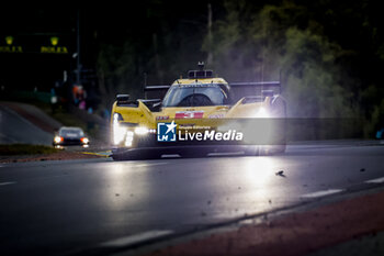 2024-06-15 - 03 BOURDAIS Sébastien (fra), VAN DER ZANDE Renger (ned), DIXON Scott (nzl), Cadillac Racing, Cadillac V-Series.R #03, Hypercar, action during the 2024 24 Hours of Le Mans, 4th round of the 2024 FIA World Endurance Championship, on the Circuit des 24 Heures du Mans, from June 15 to 16, 2024 in Le Mans, France - 24 HEURES DU MANS 2024 - RACE - ENDURANCE - MOTORS