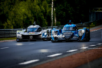 2024-06-15 - 25 KAISER Matthias (lie), CALDWELL Olli (gbr), DE ANGELIS Roman (can), Algarve Pro Racing, Oreca 07 - Gibson #25, LMP2, action, 94 VANDOORNE Stoffel (bel), DUVAL Loïc (fra), DI RESTA Paul (gbr), Peugeot TotalEnergies, Peugeot 9x8 #94, Hypercar, FIA WEC, action during the 2024 24 Hours of Le Mans, 4th round of the 2024 FIA World Endurance Championship, on the Circuit des 24 Heures du Mans, from June 15 to 16, 2024 in Le Mans, France - 24 HEURES DU MANS 2024 - RACE - ENDURANCE - MOTORS