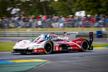 2024-06-15 - 06 ESTRE Kevin (fra), LOTTERER André (ger), VANTHOOR Laurens (bel), Porsche Penske Motorsport, Porsche 963 #06, Hypercar, FIA WEC, action during the 2024 24 Hours of Le Mans, 4th round of the 2024 FIA World Endurance Championship, on the Circuit des 24 Heures du Mans, from June 15 to 16, 2024 in Le Mans, France - 24 HEURES DU MANS 2024 - RACE - ENDURANCE - MOTORS