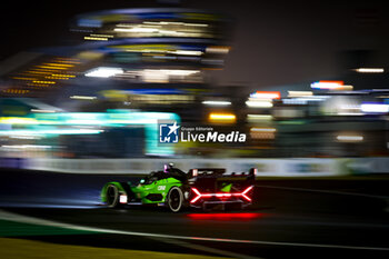 2024-06-15 - 63 BORTOLOTTI Mirko (ita), MORTARA Edoardo (ita), KVYAT Daniil, Lamborghini Iron Lynx, Lamborghini SC63 #63, Hypercar, FIA WEC, action during the 2024 24 Hours of Le Mans, 4th round of the 2024 FIA World Endurance Championship, on the Circuit des 24 Heures du Mans, from June 15 to 16, 2024 in Le Mans, France - 24 HEURES DU MANS 2024 - RACE - ENDURANCE - MOTORS