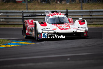 2024-06-15 - 06 ESTRE Kevin (fra), LOTTERER André (ger), VANTHOOR Laurens (bel), Porsche Penske Motorsport, Porsche 963 #06, Hypercar, FIA WEC, action during the 2024 24 Hours of Le Mans, 4th round of the 2024 FIA World Endurance Championship, on the Circuit des 24 Heures du Mans, from June 15 to 16, 2024 in Le Mans, France - 24 HEURES DU MANS 2024 - RACE - ENDURANCE - MOTORS