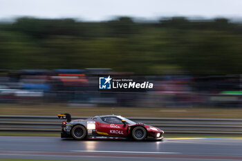 2024-06-15 - 66 PETROBELLI Giacomo (ita), TEN VOORDE Larry (nld), YOLUC Salih (tur), JMW Motorsport, Ferrari 296 LMGT3 #66, LM GT3, action during the 2024 24 Hours of Le Mans, 4th round of the 2024 FIA World Endurance Championship, on the Circuit des 24 Heures du Mans, from June 15 to 16, 2024 in Le Mans, France - 24 HEURES DU MANS 2024 - RACE - ENDURANCE - MOTORS