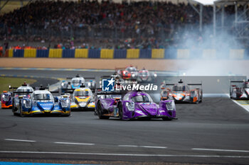 2024-06-15 - Start 14 HYETT PJ (usa), DELETRAZ Louis (swi), QUINN Alex (gbr), AO by TF, Oreca 07 - Gibson #14, LMP2 PRO/AM, action during the 2024 24 Hours of Le Mans, 4th round of the 2024 FIA World Endurance Championship, on the Circuit des 24 Heures du Mans, from June 15 to 16, 2024 in Le Mans, France - 24 HEURES DU MANS 2024 - RACE - ENDURANCE - MOTORS