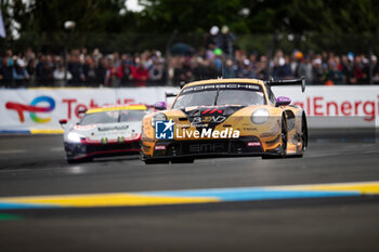 2024-06-15 - 91 LIETZ Richard (aut), SCHURING Morris (nld), SHAHIN Yasser (aus), Manthey EMA, Porsche 911 GT3 R #91, LM GT3, FIA WEC, action during the 2024 24 Hours of Le Mans, 4th round of the 2024 FIA World Endurance Championship, on the Circuit des 24 Heures du Mans, from June 15 to 16, 2024 in Le Mans, France - 24 HEURES DU MANS 2024 - RACE - ENDURANCE - MOTORS