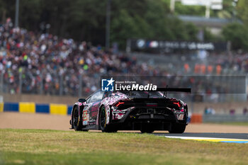 2024-06-15 - 85 BOVY Sarah (bel), FREY Rahel (swi), GATTING Michelle (dnk), Iron Dames, Lamborghini Huracan GT3 Evo2 #85, LM GT3, FIA WEC, action during the 2024 24 Hours of Le Mans, 4th round of the 2024 FIA World Endurance Championship, on the Circuit des 24 Heures du Mans, from June 15 to 16, 2024 in Le Mans, France - 24 HEURES DU MANS 2024 - RACE - ENDURANCE - MOTORS