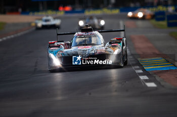 2024-06-15 - 20 VAN DER LINDE Sheldon (zaf), FRIJNS Robin (nld), RAST René (ger), BMW M Team WRT, BMW Hybrid V8 #20, Hypercar, FIA WEC, action during the 2024 24 Hours of Le Mans, 4th round of the 2024 FIA World Endurance Championship, on the Circuit des 24 Heures du Mans, from June 15 to 16, 2024 in Le Mans, France - 24 HEURES DU MANS 2024 - RACE - ENDURANCE - MOTORS