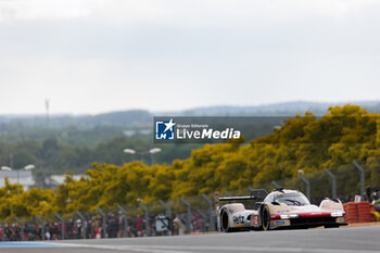 2024-06-15 - 12 STEVENS Will (gbr), ILOTT Callum (gbr), NATO Norman (fra), Hertz Team Jota, Porsche 963 #12, Hypercar, FIA WEC, action during the 2024 24 Hours of Le Mans, 4th round of the 2024 FIA World Endurance Championship, on the Circuit des 24 Heures du Mans, from June 15 to 16, 2024 in Le Mans, France - 24 HEURES DU MANS 2024 - RACE - ENDURANCE - MOTORS