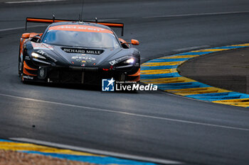 2024-06-15 - 59 SAUCY Grégoire (swi), COTTINGHAM James (gbr), COSTA Nicolas (bra), United Autosports, McLaren 720S GT3 Evo #59, LM GT3, FIA WEC, action during the 2024 24 Hours of Le Mans, 4th round of the 2024 FIA World Endurance Championship, on the Circuit des 24 Heures du Mans, from June 15 to 16, 2024 in Le Mans, France - 24 HEURES DU MANS 2024 - RACE - ENDURANCE - MOTORS