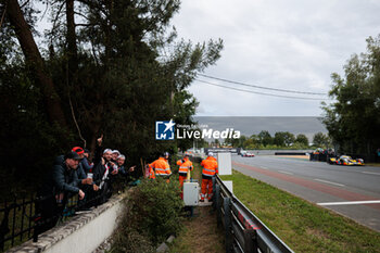 2024-06-15 - fans, supporters, public, spectators during the 2024 24 Hours of Le Mans, 4th round of the 2024 FIA World Endurance Championship, on the Circuit des 24 Heures du Mans, from June 15 to 16, 2024 in Le Mans, France - 24 HEURES DU MANS 2024 - RACE - ENDURANCE - MOTORS