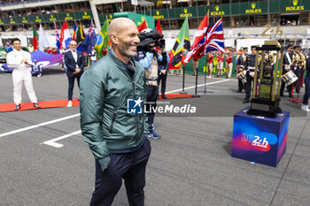 2024-06-15 - ZIDANE Zinedine (fra), Start of the 24 Hours of Le Mans 2024, portrait during the starting grid of the 2024 24 Hours of Le Mans, 4th round of the 2024 FIA World Endurance Championship, on the Circuit des 24 Heures du Mans, on June 15, 2024 in Le Mans, France - 24 HEURES DU MANS 2024 - STARTING GRID - ENDURANCE - MOTORS