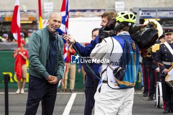 2024-06-15 - ZIDANE Zinedine (fra), Start of the 24 Hours of Le Mans 2024, portrait during the starting grid of the 2024 24 Hours of Le Mans, 4th round of the 2024 FIA World Endurance Championship, on the Circuit des 24 Heures du Mans, on June 15, 2024 in Le Mans, France - 24 HEURES DU MANS 2024 - STARTING GRID - ENDURANCE - MOTORS